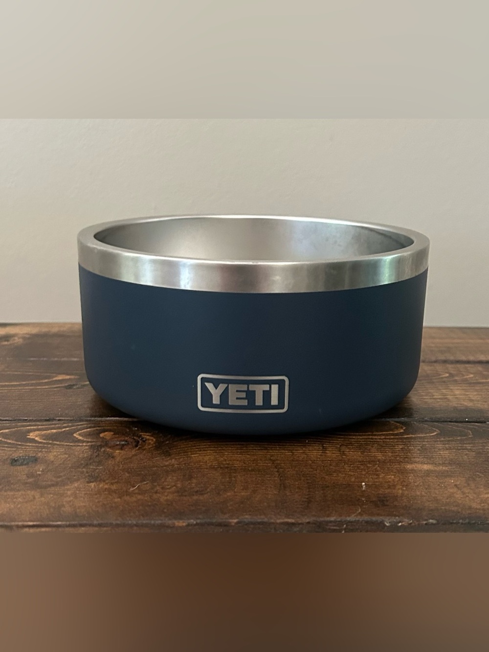 Yeti super chewer Dog Bowl